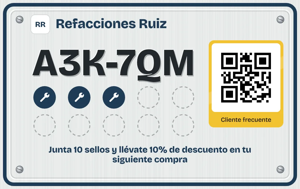 Tarjeta de afiliado impresa de ejemplo de Refacciones Ruiz, con 3 sellos marcados de 10, código QR y el texto: Junta 10 sellos y llévate 10% de descuento en tu siguiente compra.